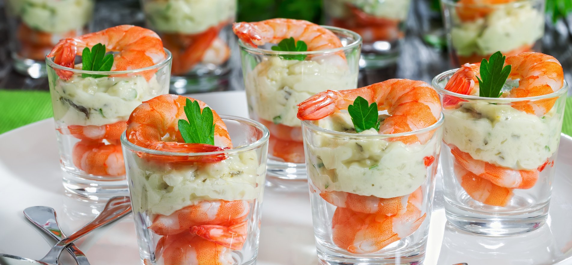 Салаты из морепродуктов на праздничный стол - рецепты с фото - malino-v.ru