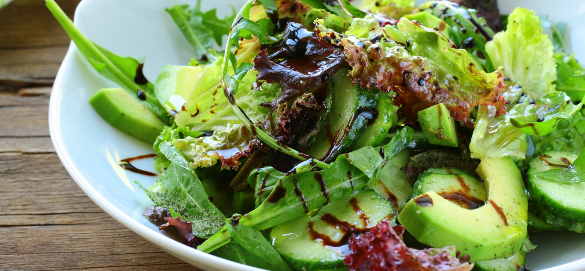 Зеленый салат с козьим сыром - быстрый и легкий рецепт