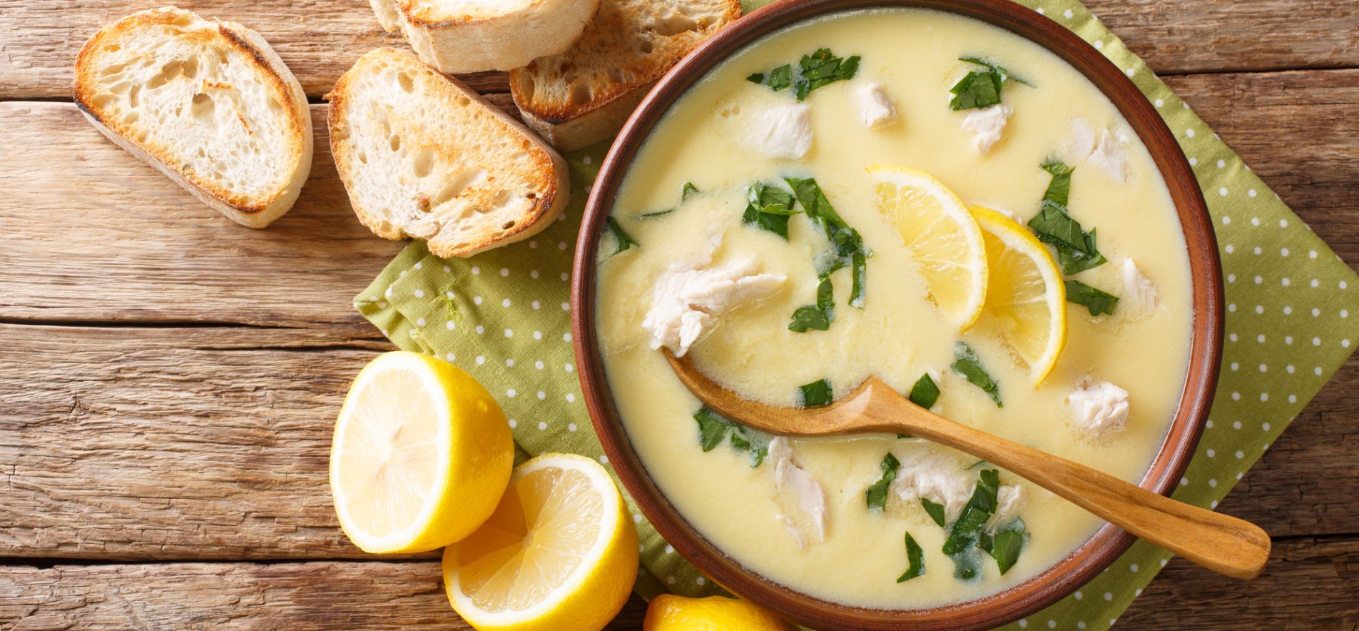Лимонний суп з куркою
