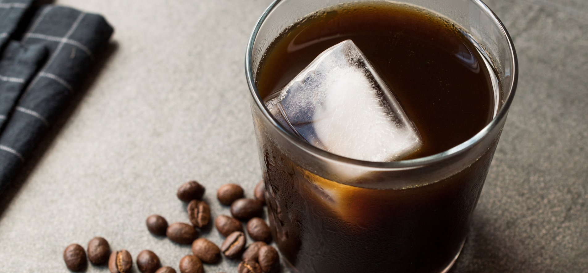 Любимые напитки: как приготовить кофе Колд брю