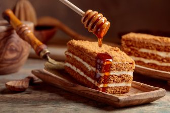 Пляцок «Червона Рута» : Торты, пирожные