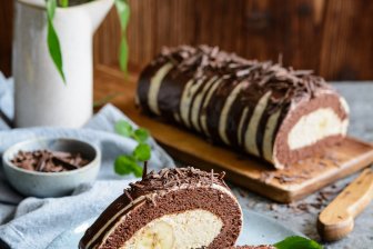 Шоколадный торт «Слеза слона» с медовой ноткой и легким кремом