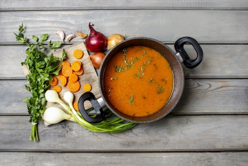 Морковный суп с зеленью