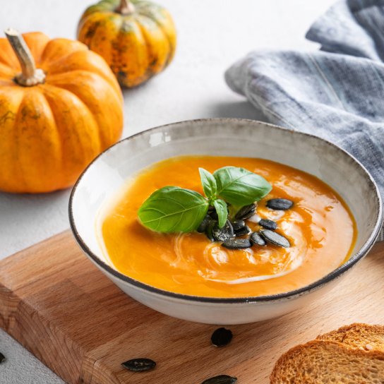 Гарбузовий суп з чорносливом