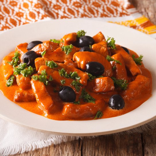 Середземноморська свинина в томатному соусі