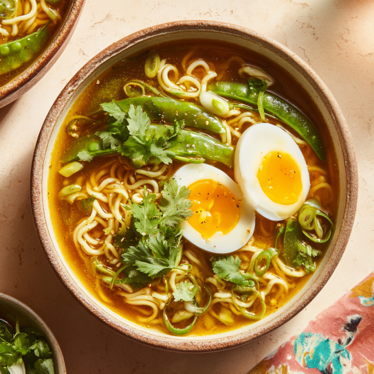 Золотий суп з локшиною