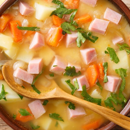 Суп з великодніх залишків