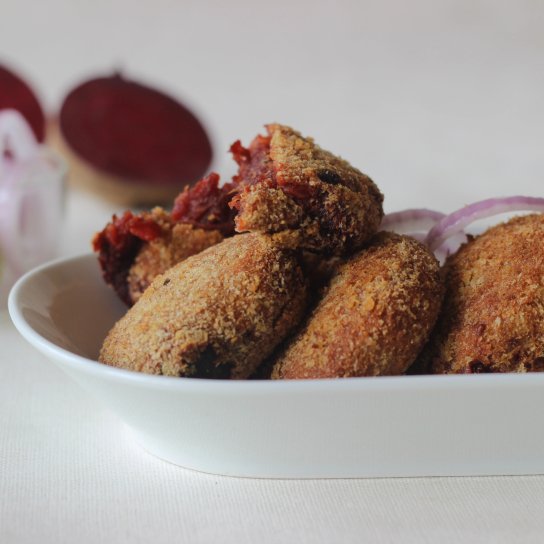 Бурякові котлети з фаршем