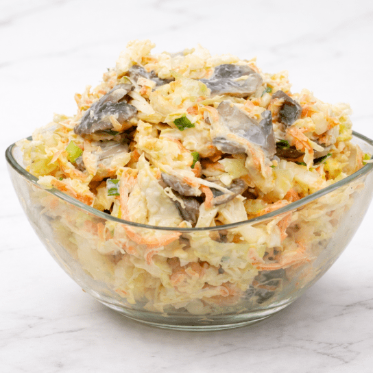 Пекінська капуста з печерицями