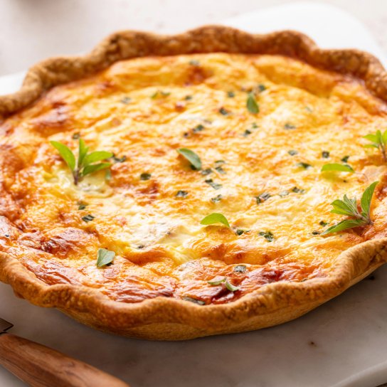 Кіш з зеленою цибулею