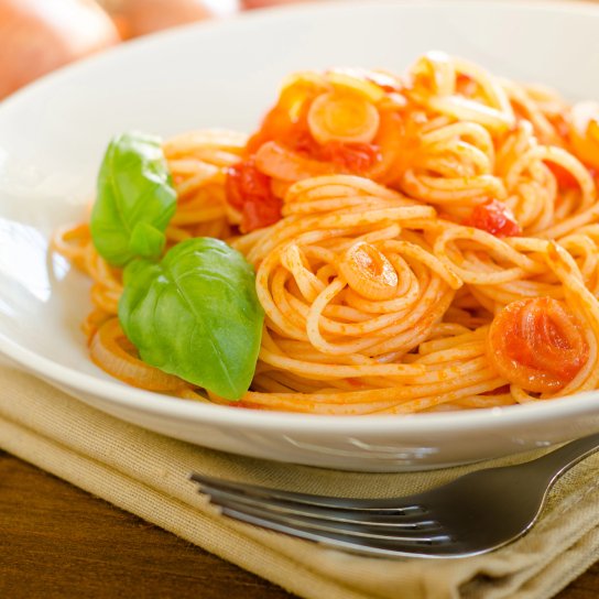 Паста з цибулею