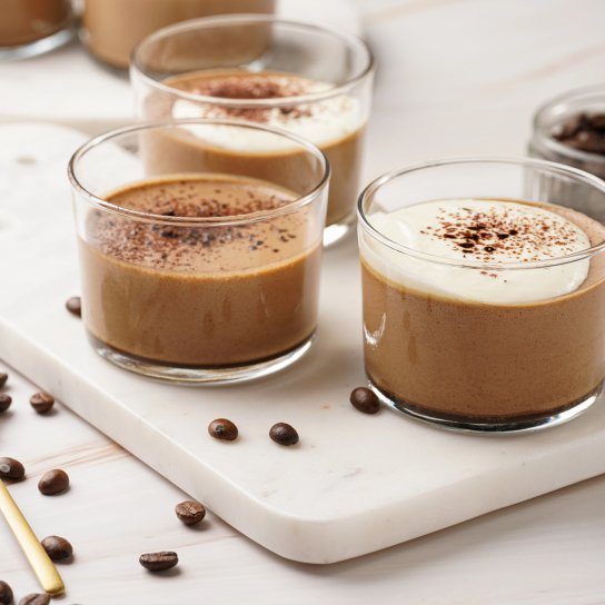 Десерт Баварський крем з кавою