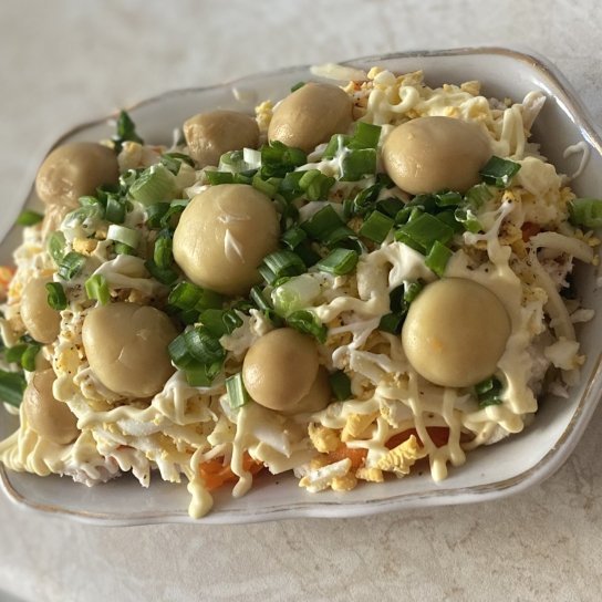 Салат грибна поляна Салат грибна поляна