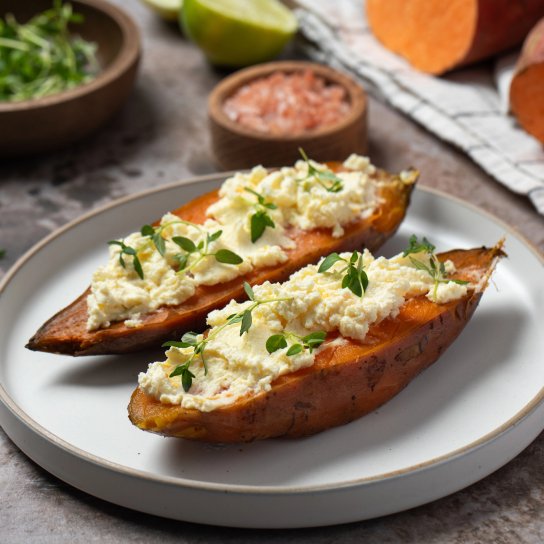 Запечений батат в аерогрилі з тахіні