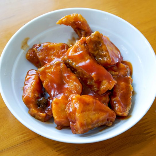 Хек у гарячому соусі