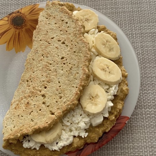 Вівсяномлинець з сиром та бананом