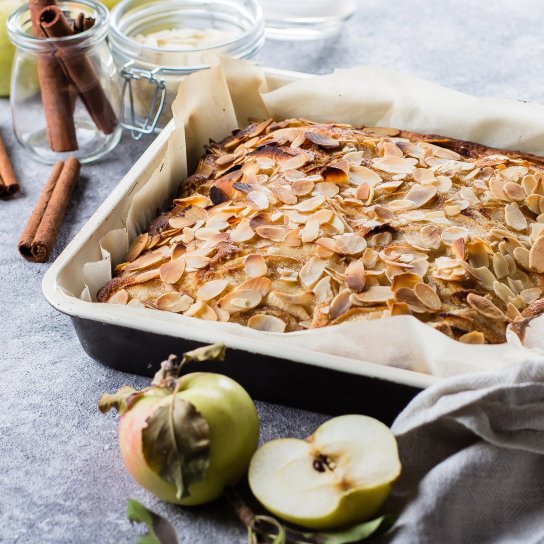 Яблучний пиріг «Невидимка»