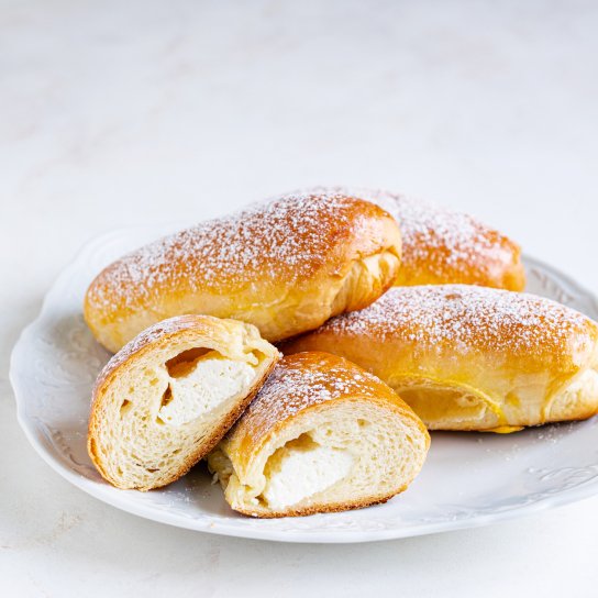 Солодкі пиріжки з кисломолочним сиром