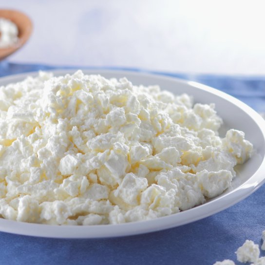 Кисломолочний сир з двох інгредієнтів