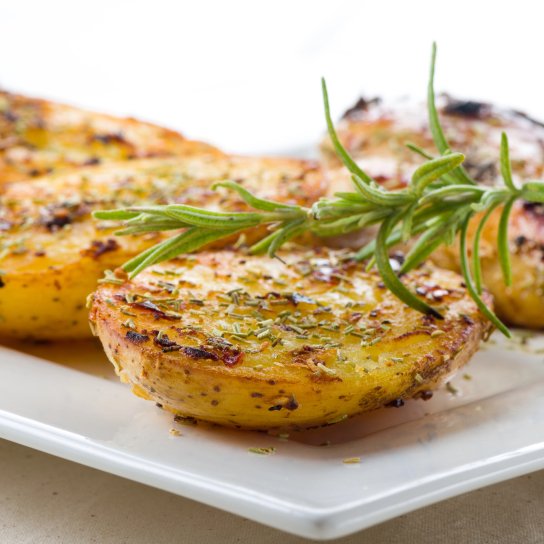 Картопля по-селянськи в мультипечі