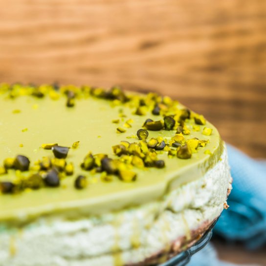 Десерт з фісташковим кремом