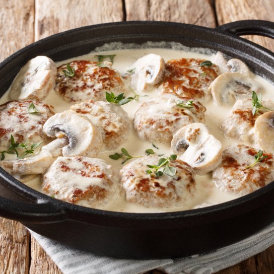 Фрикадельки з індички з грибами