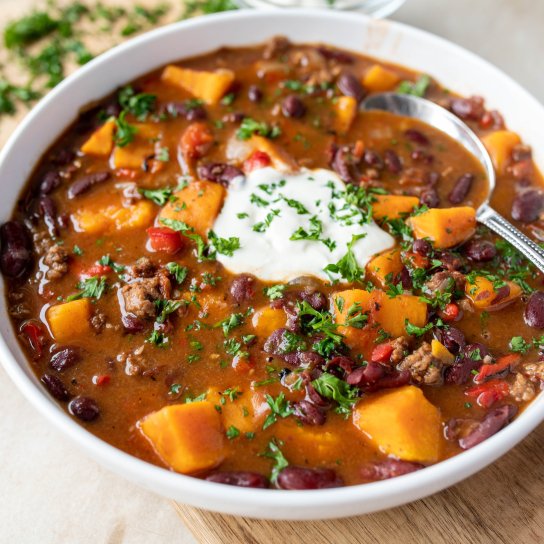 Морквяний суп із яловичиною