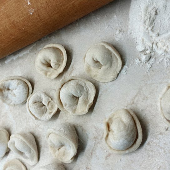 Домашні пельмені з м’ясом Домашні пельмені з м’ясом