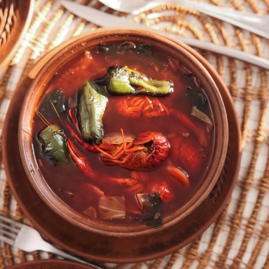 Борщ з раками