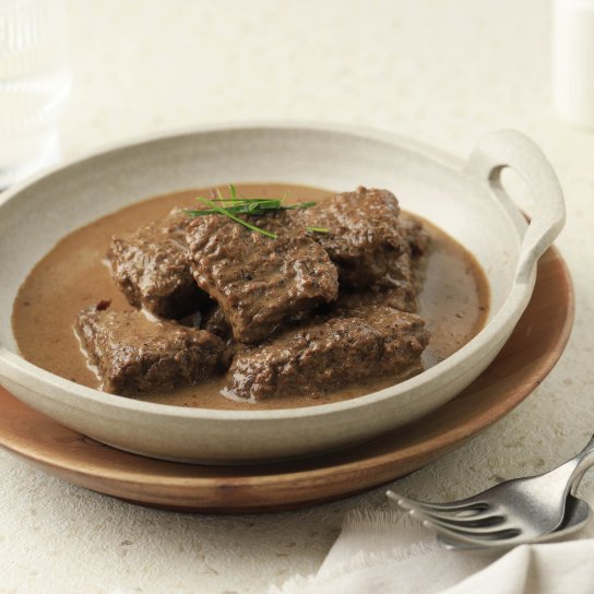 Тушкована яловичина у соєвому соусі