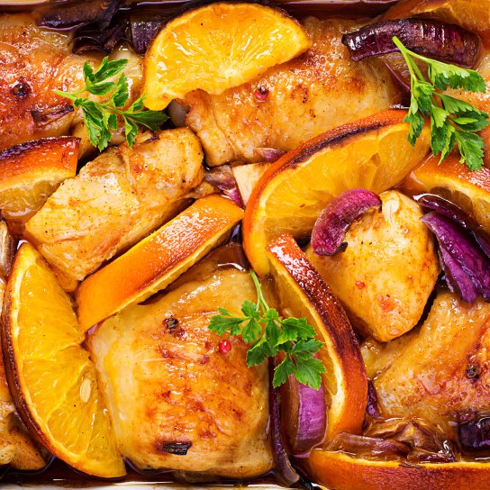 Курячі стегенця з апельсином