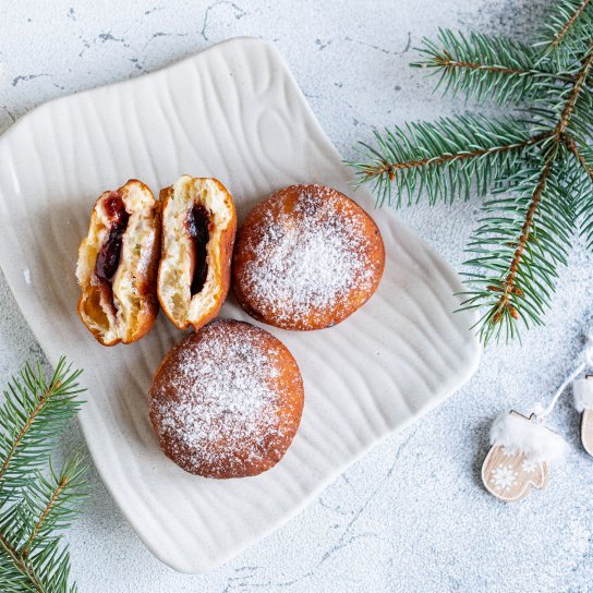 Пампухи з джемом