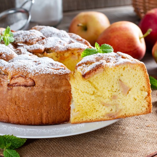 Молочний пиріг з яблуками