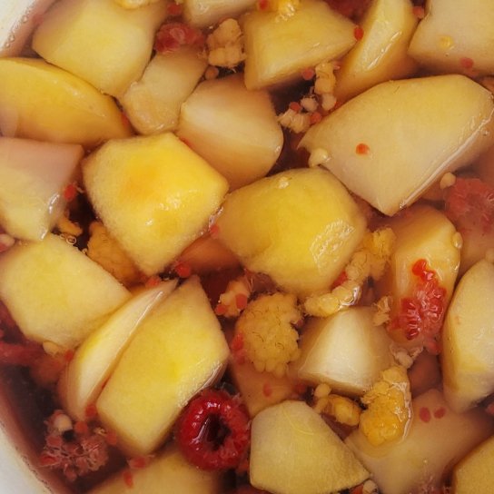 Яблучно-ягідний компот