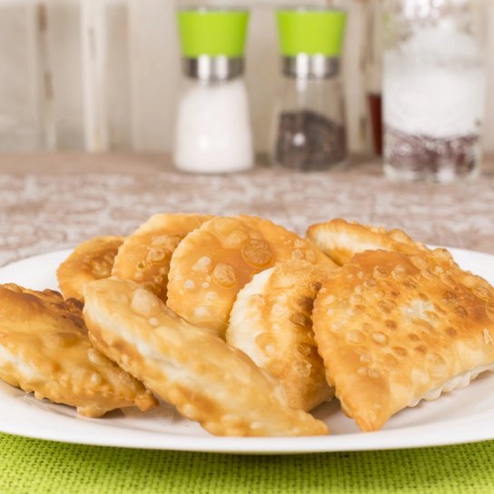 Чебуреки в аерогрилі