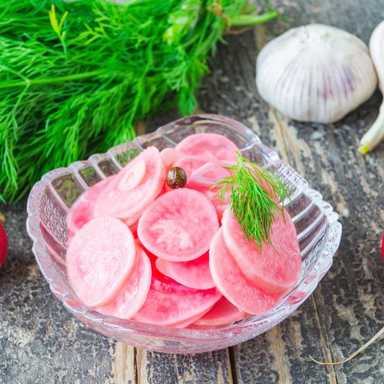 Швидко маринована редиска