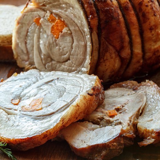 М’ясний рулет з болгарським перцем