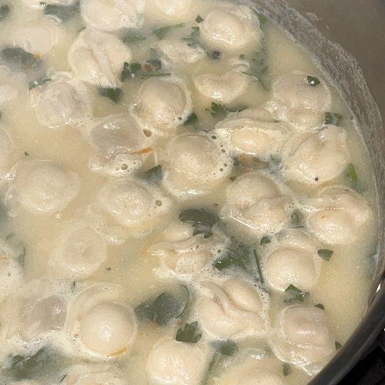 Сирний суп з пельменями