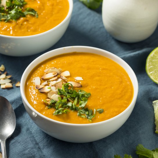 Крем-суп з гарбуза та горіхів