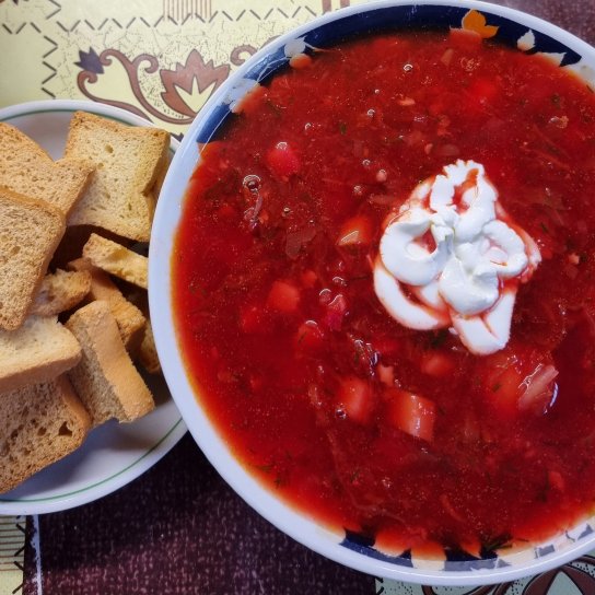 Борщ з фрикадельками