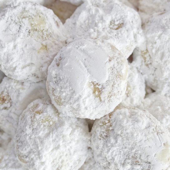 Горіхове печиво з цукровою пудрою