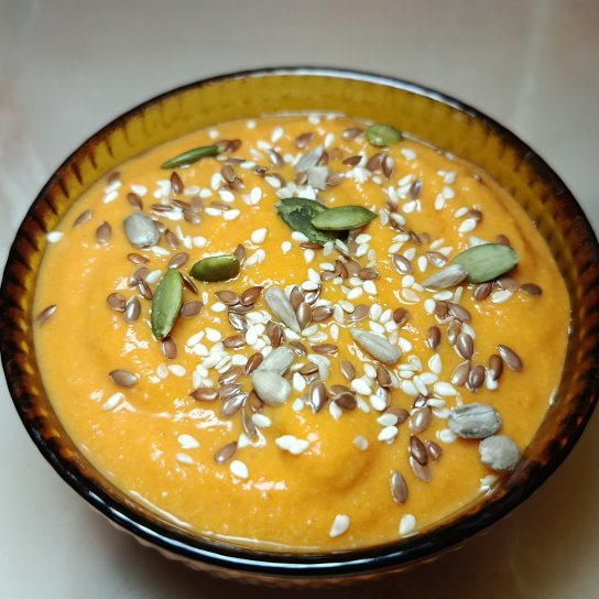 Суп з гарбуза та овочів