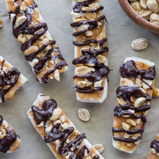 Солодкий сендвіч з банану та шоколаду