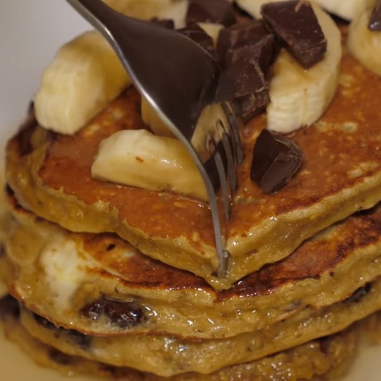 Вівсяні млинці з бананом