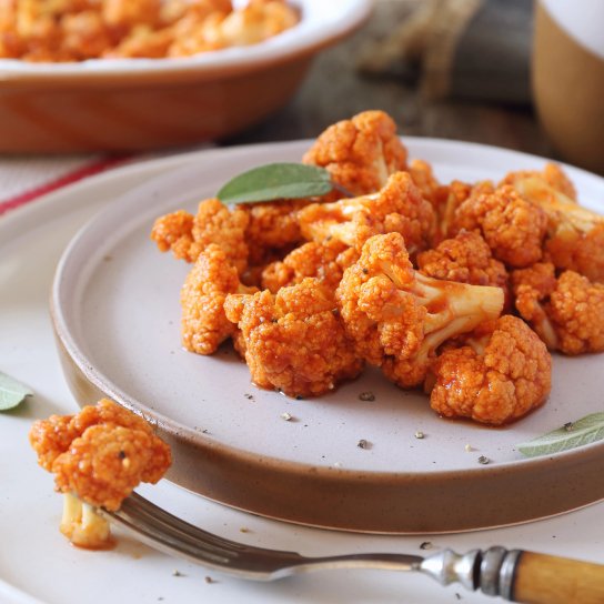 Цвітна капуста з червоним соусом