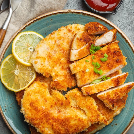 Курячі грудки в кукурудзяному паніруванні