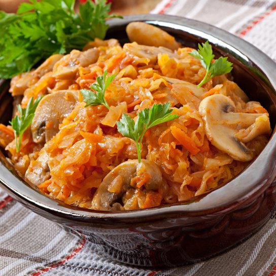 Грибна солянка з капустою