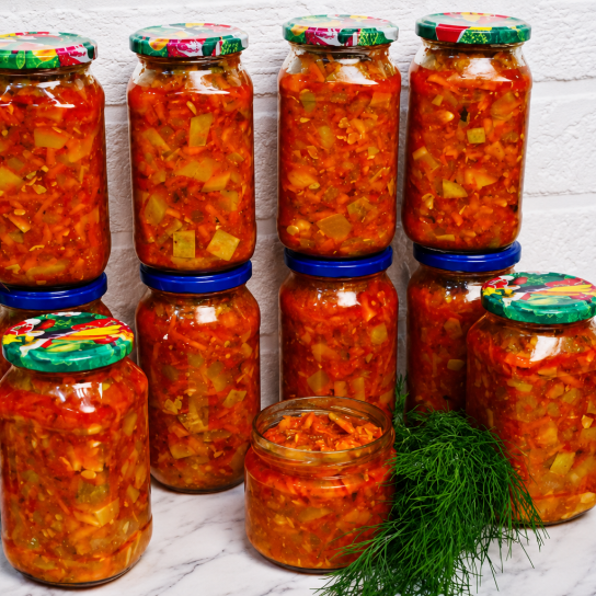 Салат з кабачками і консервами
