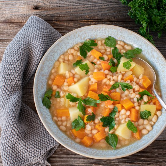 Пісний суп з квасолею та картоплею