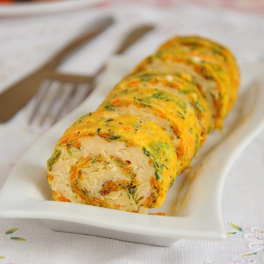 Морквяний рулет з м’ясом